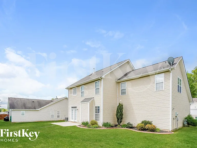 705 Hawthorn Ridge Dr — Photo 14