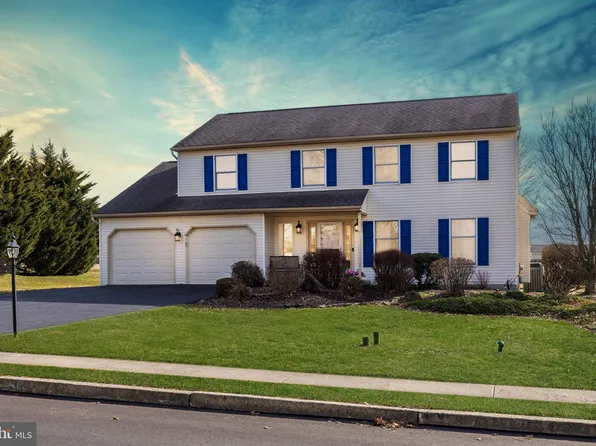 206 Lorraine Dr, Royersford, PA 19468