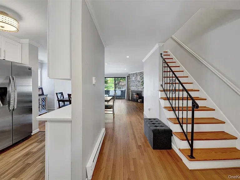 1901 Village Dr — Photo 11