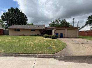 2206 W Spruce Ave, Duncan, OK 73533