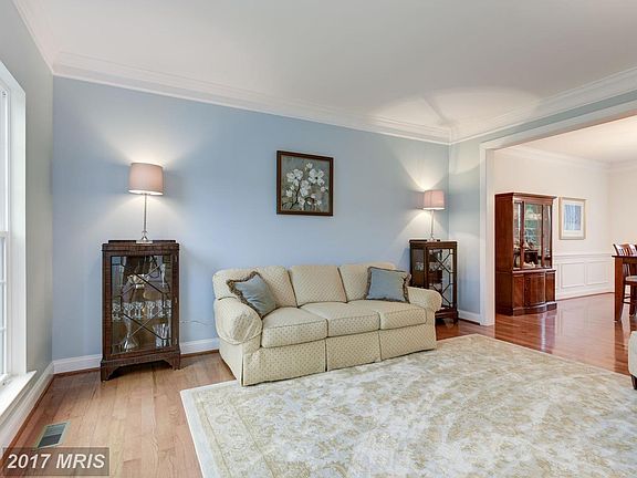 4th image of 23888 Heather Meadow Dr