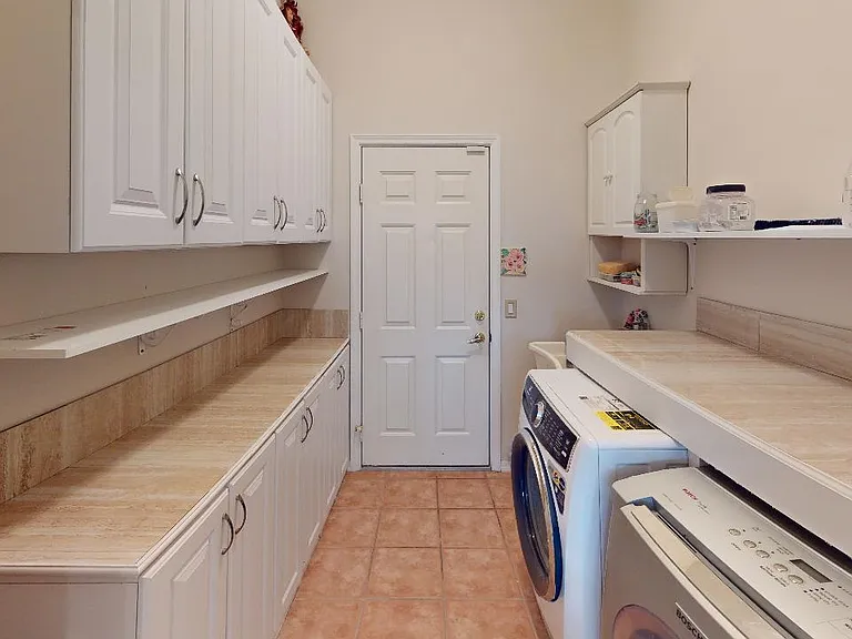 4569 Samoset Dr — Photo 14