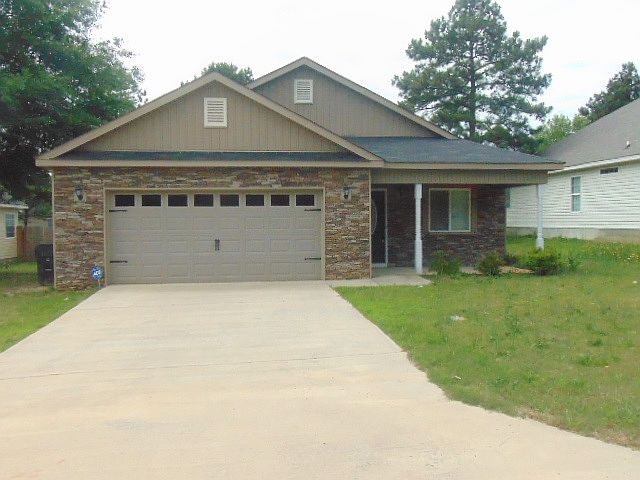 1st image of 311 Laurel Woods Dr