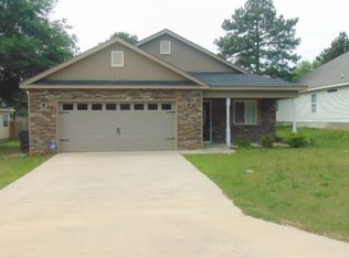 311 Laurel Woods Dr, Warner Robins, GA 31088