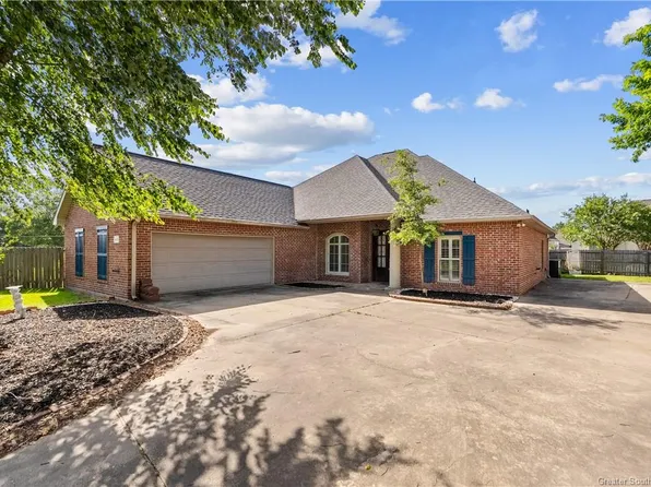 4202 W Kingswood Dr, Lake Charles, LA 70605