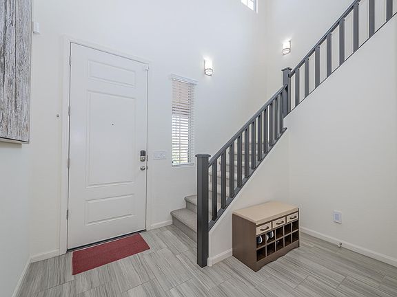 2nd image of 44224 N 42nd Ln