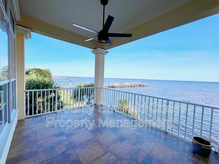 420 Oak Harbour Ln #201 — Photo 37