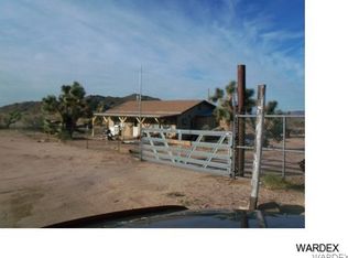 11303 Kinard Rd, Yucca, AZ 86438