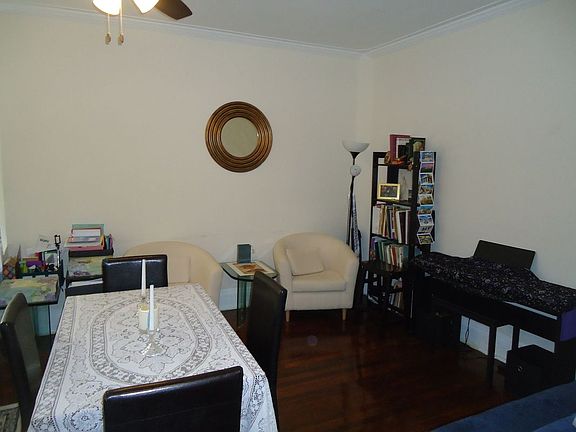 3rd image of 32-16 Crescent St #5G