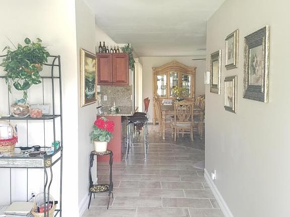 3rd image of 3170 Windward Ln