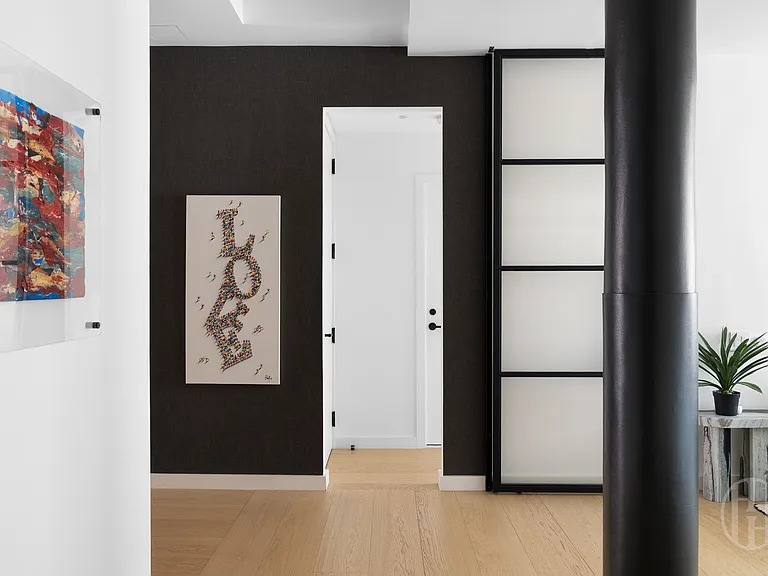 111 Barrow St #8EF — Photo 35
