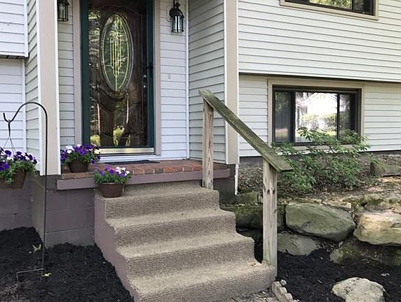 2nd image of 1930 Burr Oaks Ct