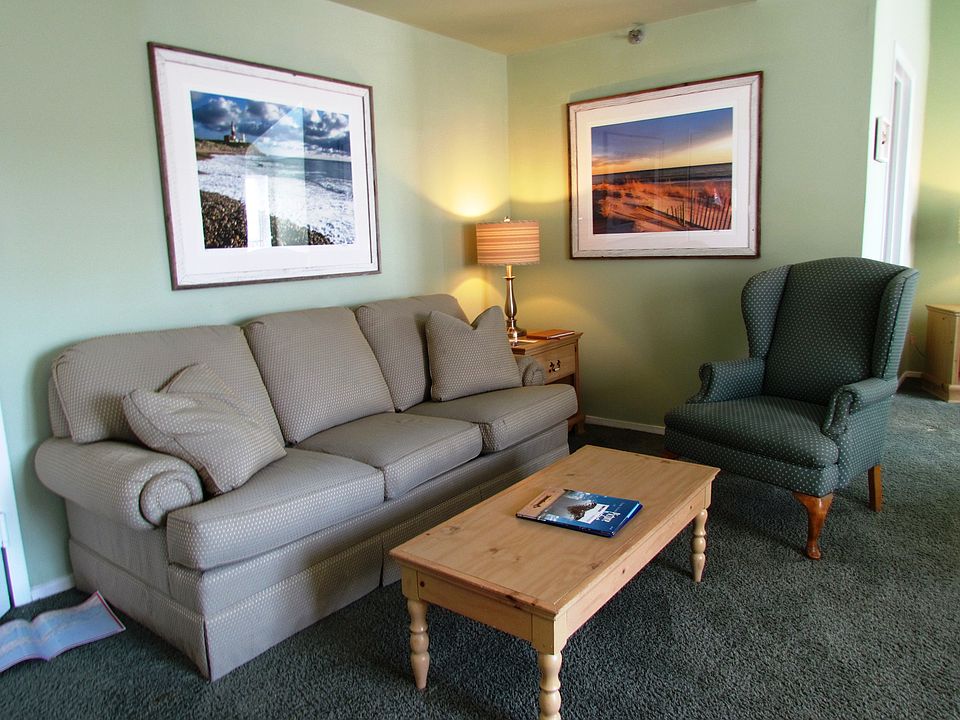 1st image of 236 Edgemere St #414