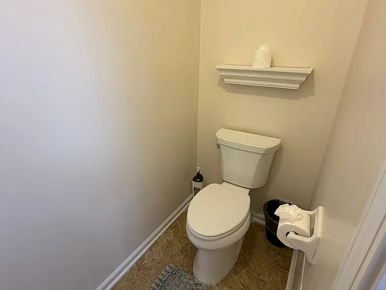 10792 Lexington Dr — Photo 11