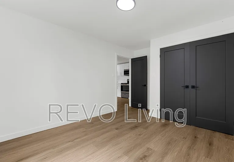 3 Water St #ST7 — Photo 10