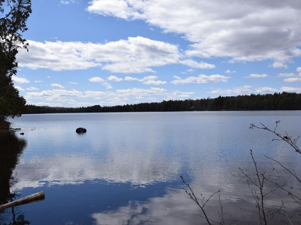 24 Edgar Avenue, Embden, ME 04958