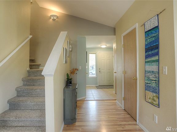 3rd image of 8102 27th Ave SE
