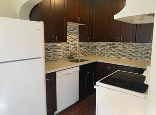 924 16th Ave APT 203, Seattle, WA 98122
