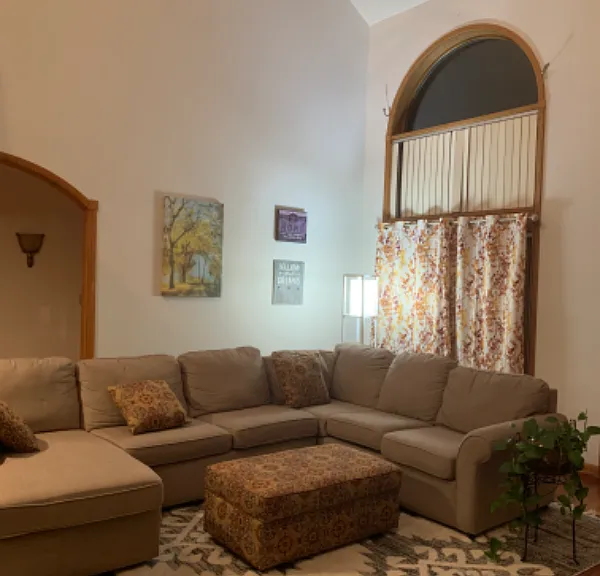 4400 Twin Oaks Dr — Photo 3
