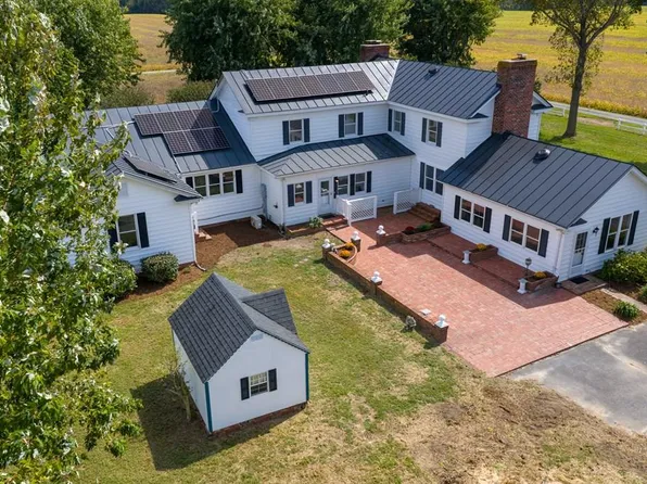61 Clarke Ln, Heathsville, VA 22473