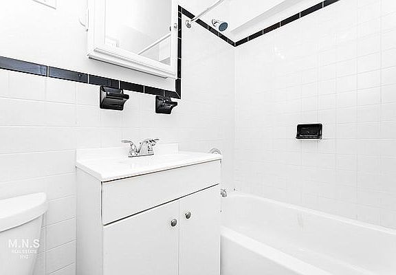 5th image of 135-20 82nd Ave #4A