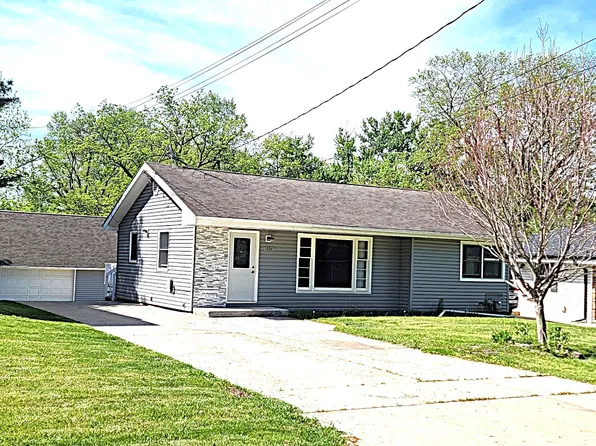 1524 Payton Ave, Des Moines, IA 50315