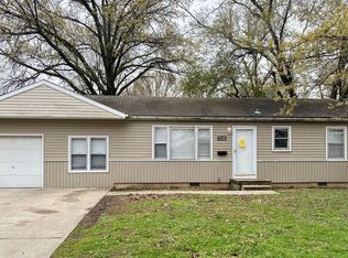 8807 E 59th St, Raytown, MO 64133
