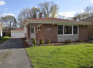 32 E Harding Ave, La Grange Park, IL 60526