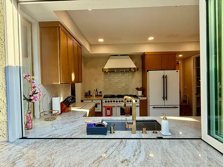 W Terrylynn Pl — Photo 5