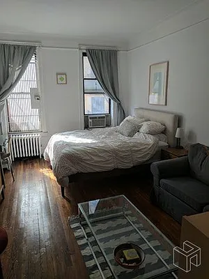 Rented by Halstead Real Estate | media 7