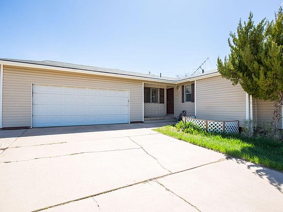 3rd image of 945 W Cedar Knls S