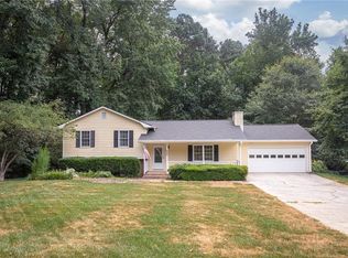 1484 Lakemont Dr, Grayson, GA 30017