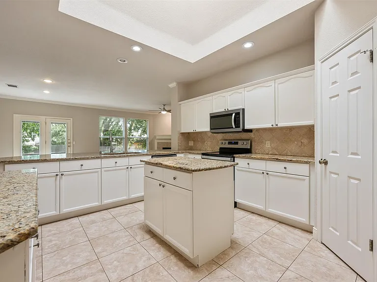 11619 Sonoma Dr — Photo 15