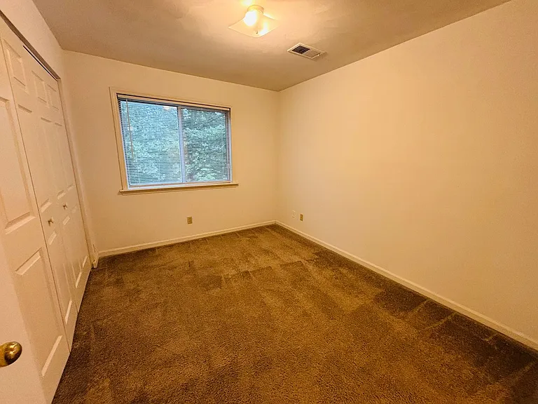 401 E Berryfield Ln — Photo 11