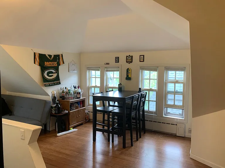 2756 N Farwell Ave #3 — Photo 1