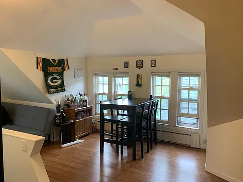 2756 N Farwell Ave #3 Photo 1