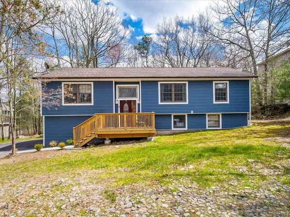 8 Lake Shore Drive W, Rock Hill, NY 12775