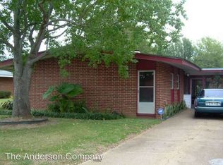 1904 S Riverview Cir, Albany, GA 31705