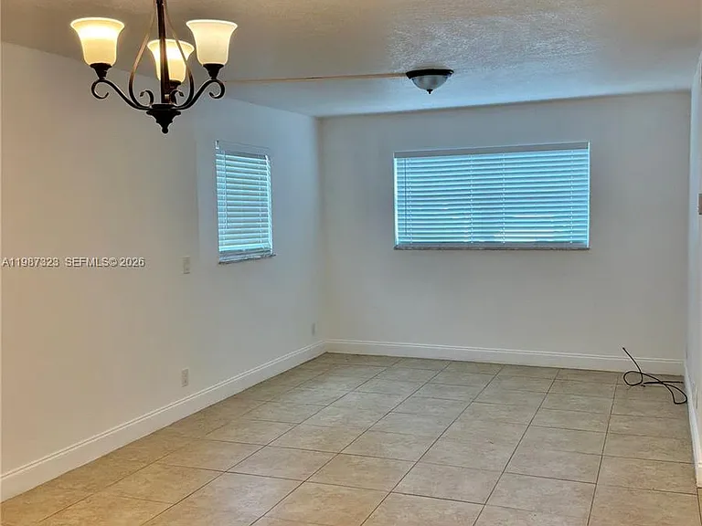 550 SW 2nd Ave #1210 — Photo 5