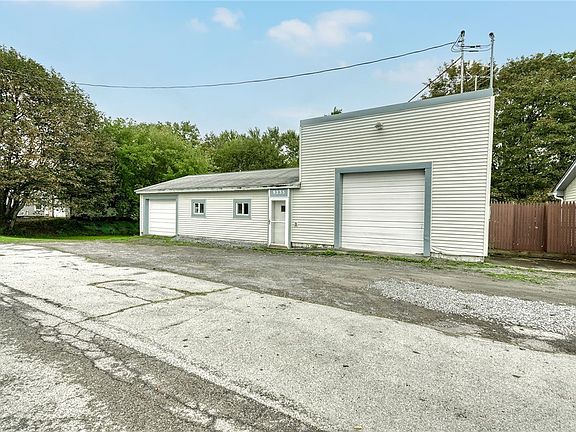 2nd image of 9235 W Ridge Rd