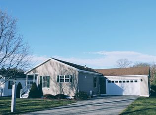 20 Greystone Way, North Hampton, NH 03862