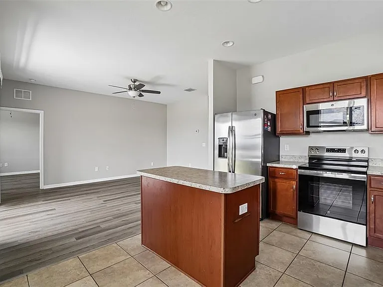 14310A Alistar Mnr — Photo 14