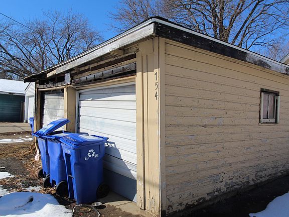 5th image of 754 Van Buren Ave