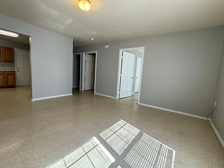 1801 SW C Ave #B — Photo 7