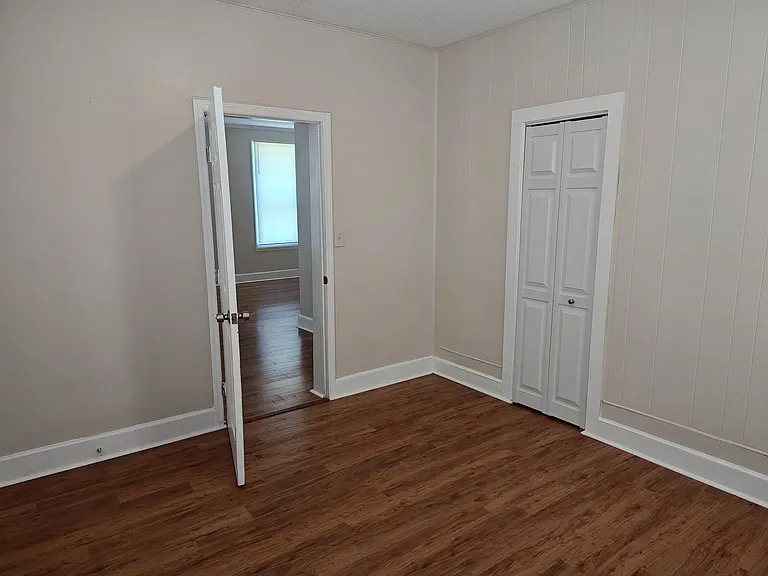116 Houseworth St — Photo 15