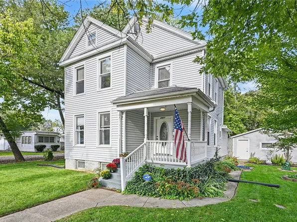 2411 Troy St, Dayton, OH 45404