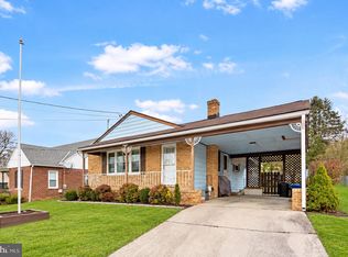 150 Sherman St, Hanover, PA 17331