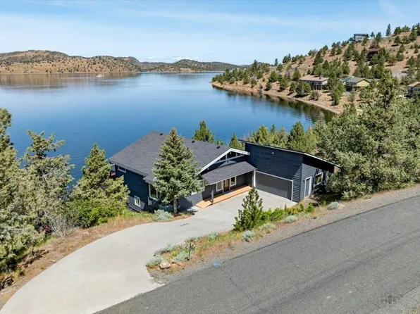 4740 Rainbow Dr, Weed, CA 96094