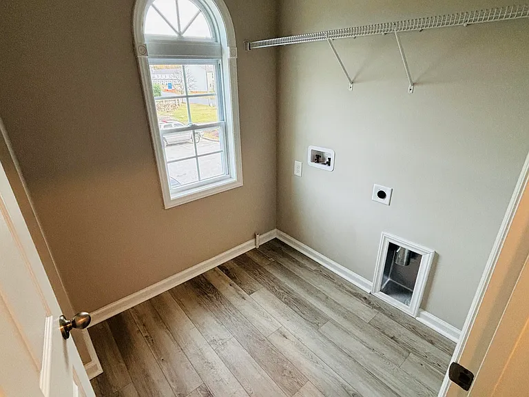 1151 Cross Creek Cir #E — Photo 11