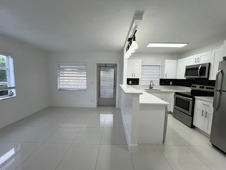 212 N K St Lake Worth, FL 33460 — Photo 1